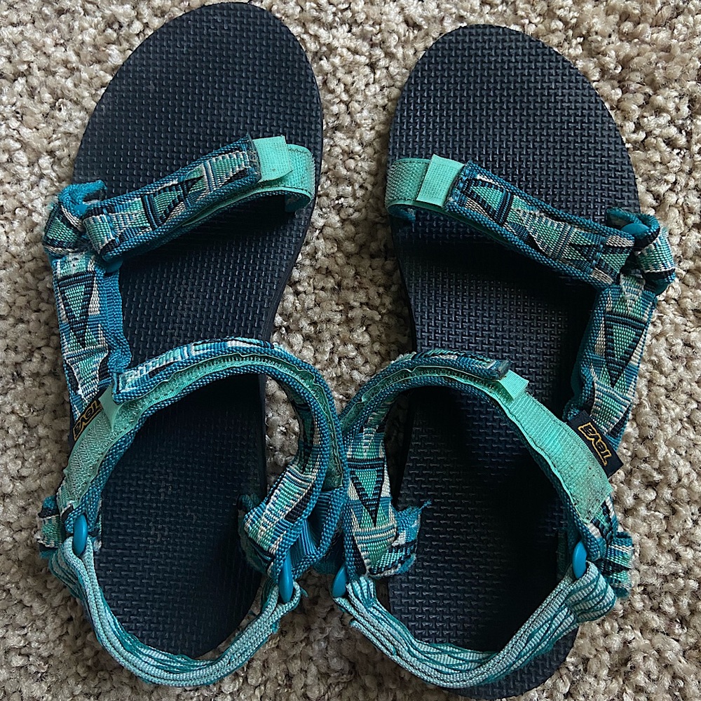 NEW Teal/Blue Teva Sandals Size 9